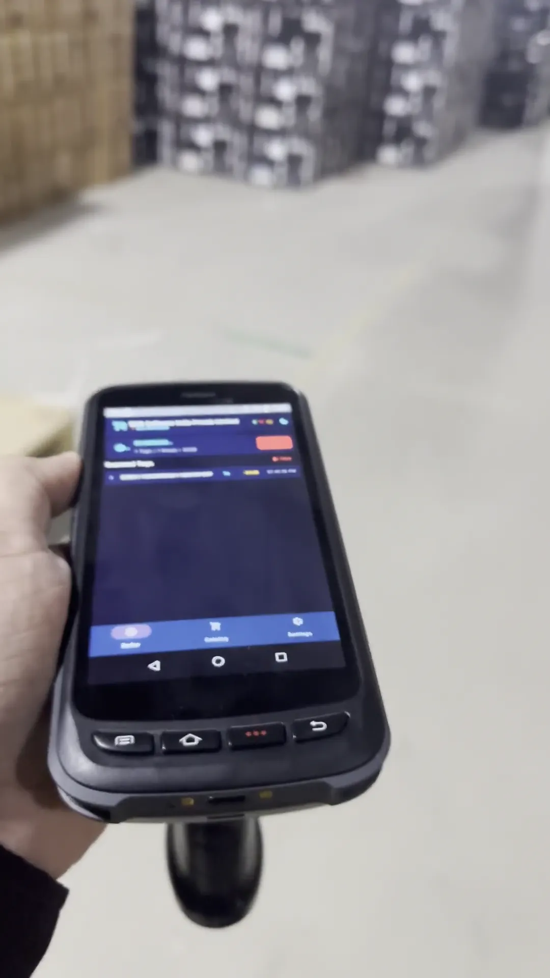 UHF Handheld RFID Reader Live Field Testing in Electronics & Appliance Warehouse